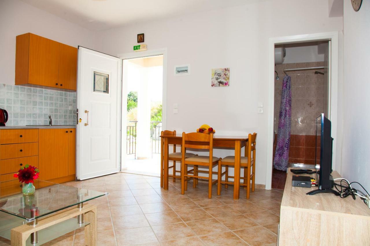 Maspali Apartments Lixouri Zewnętrze zdjęcie