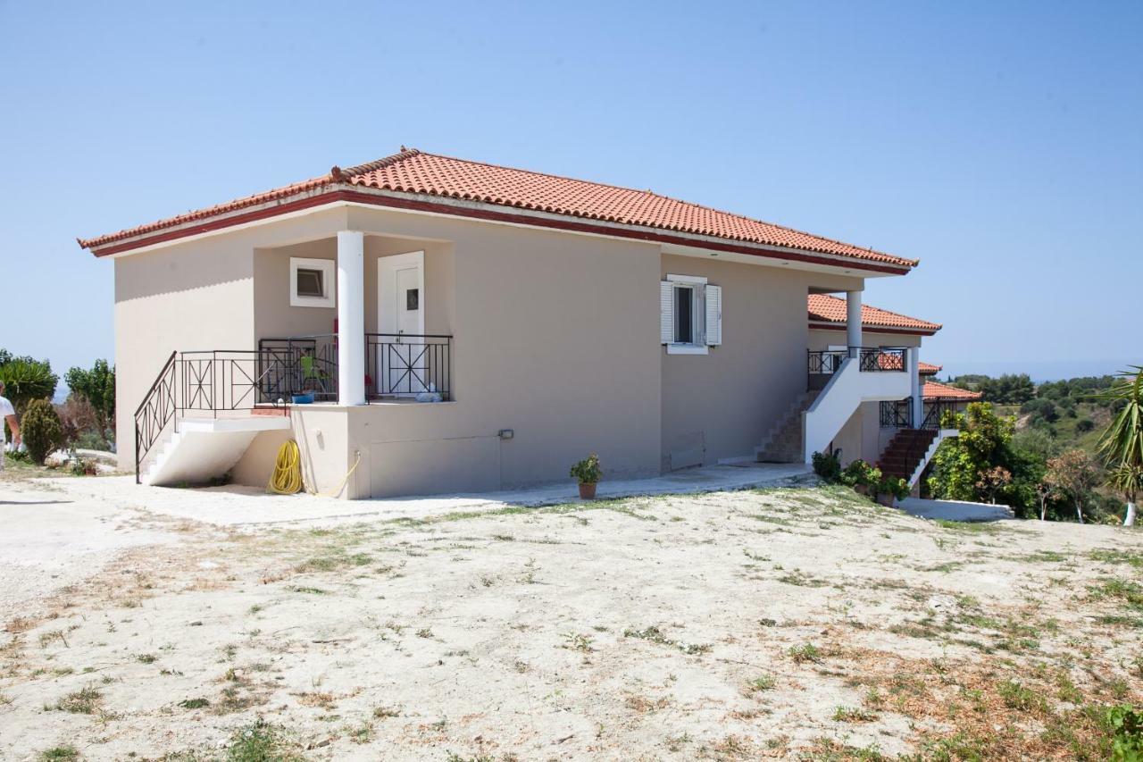 Maspali Apartments Lixouri Zewnętrze zdjęcie