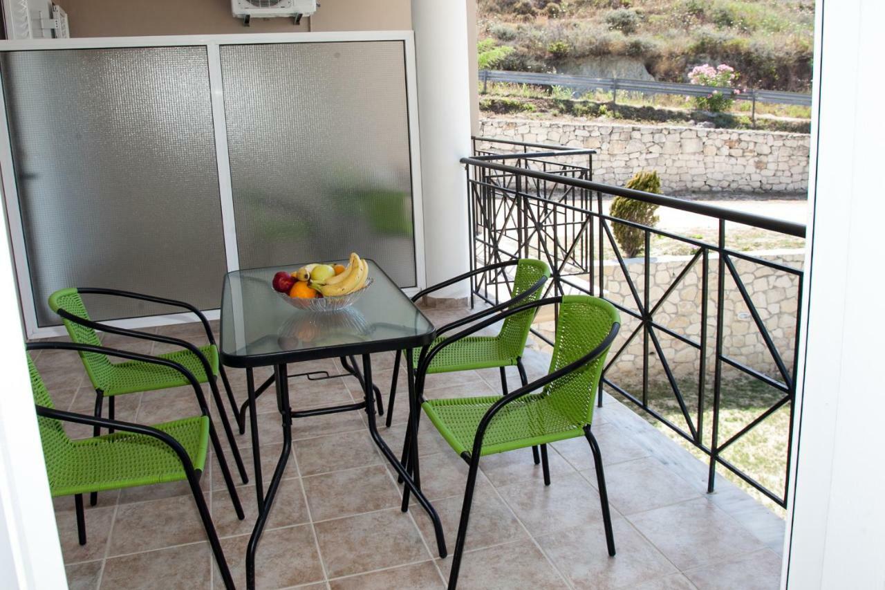 Maspali Apartments Lixouri Zewnętrze zdjęcie
